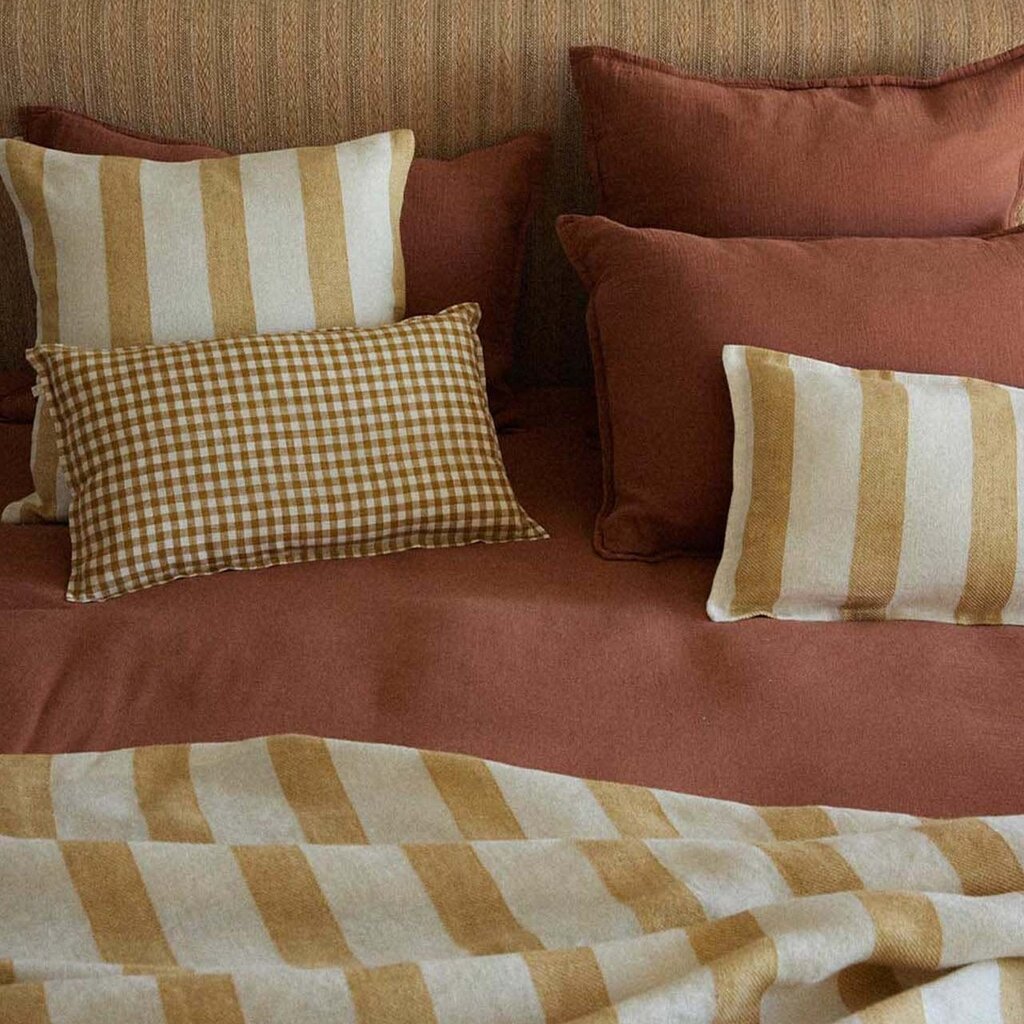 Gabrielle Paris Sierkussen Bastide curry 50 x 50