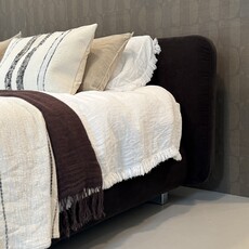 Maurits Boxspring Boogie  stof donker bruin "Etalage model"