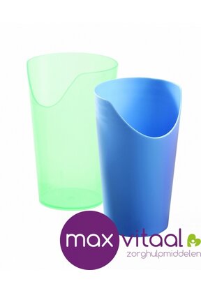Drinkbeker met neusuitsparing