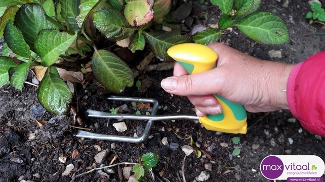 Tuingereedschap met pistoolgrip handvat - Tuingereedschap met pistoolgrip handvat -