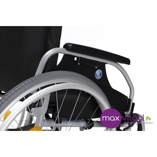 D100   transport rolstoel