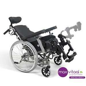Inovys Comfortabele kantelrolstoel - manueel verstelbaar