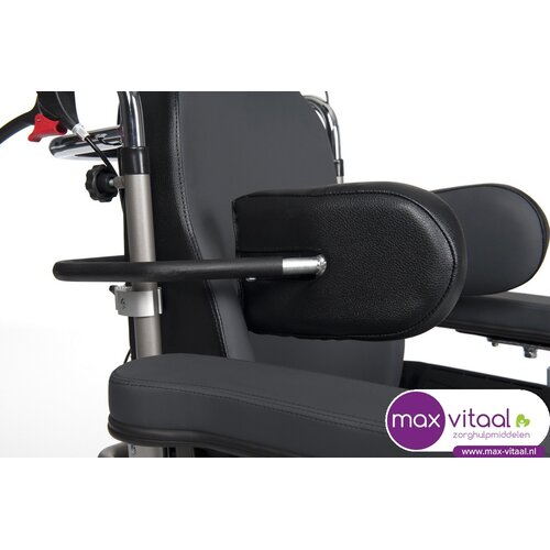 Inovys Comfortabele kantelrolstoel - manueel verstelbaar