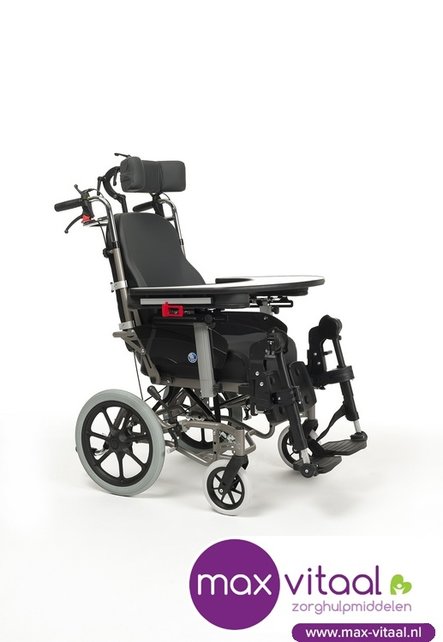 Inovys Comfortabele kantelrolstoel - manueel verstelbaar Inovys Comfortabele kantelrolstoel - manueel verstelbaar