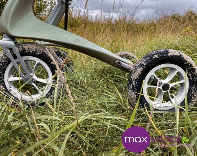 Carbon Overland rollator Carbon Overland rollator