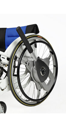 NUDRIVE zelfstandige rolstoelhulp