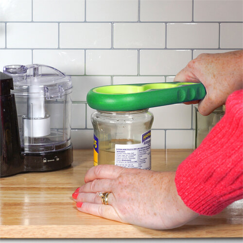 Multi-size pot opener