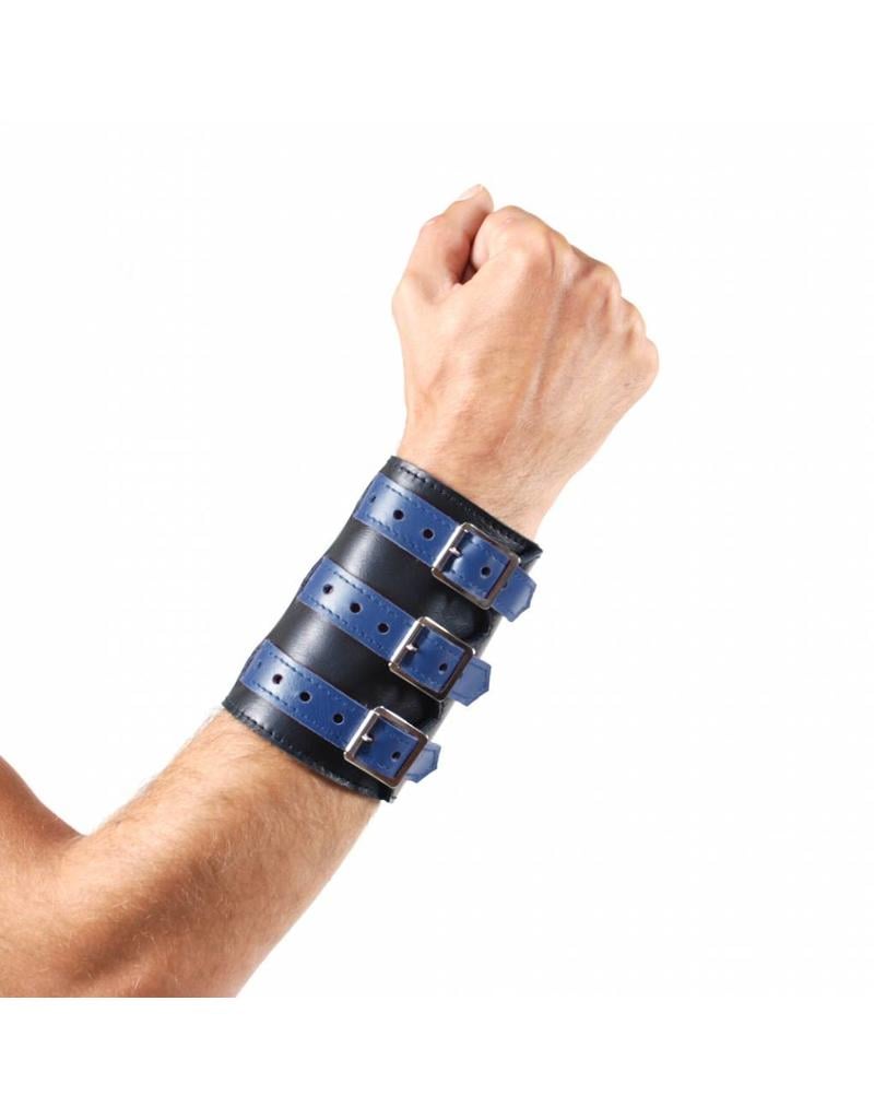 RoB Soft Leather 3 Buckled Wristband Black with Blue Straps