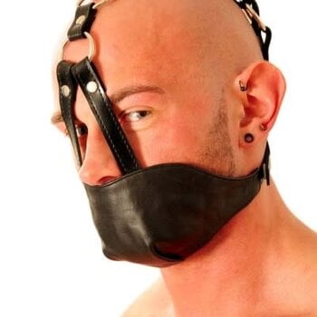 Leather muzzle