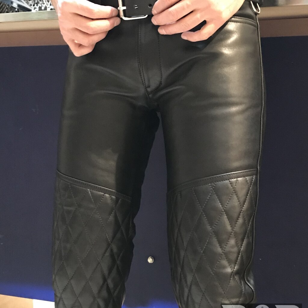 RoB Leather option: Knee Patches