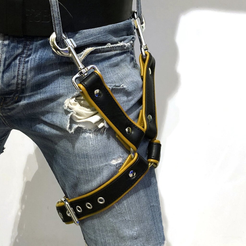 豊富なギフト praha her トップス back harness belted cross トップス ...