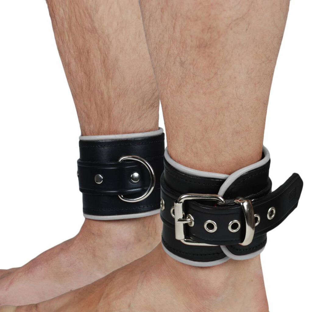 RoB Leather ankle restraints with colored piping