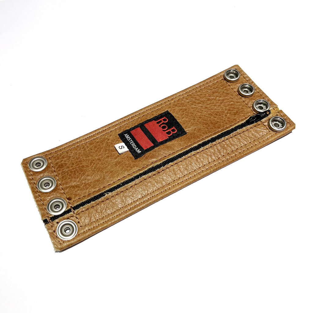 RoB Stallion Leather Wrist Wallet Deer