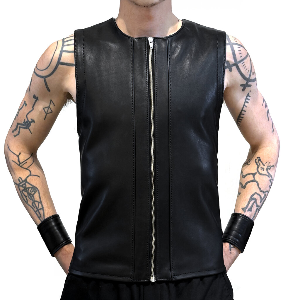 RoB Leather Sleeveless Vest with zip