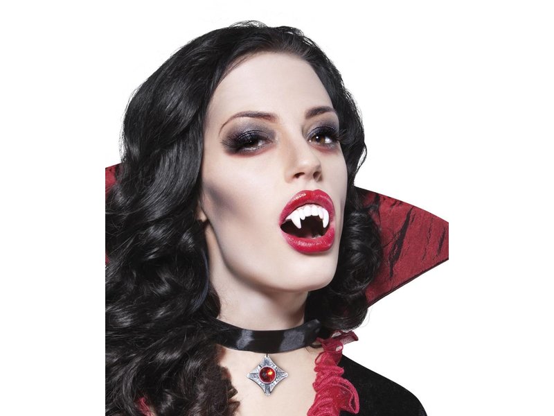 Vampire teeth