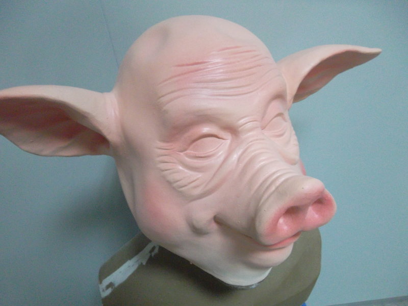 Pig mask latex