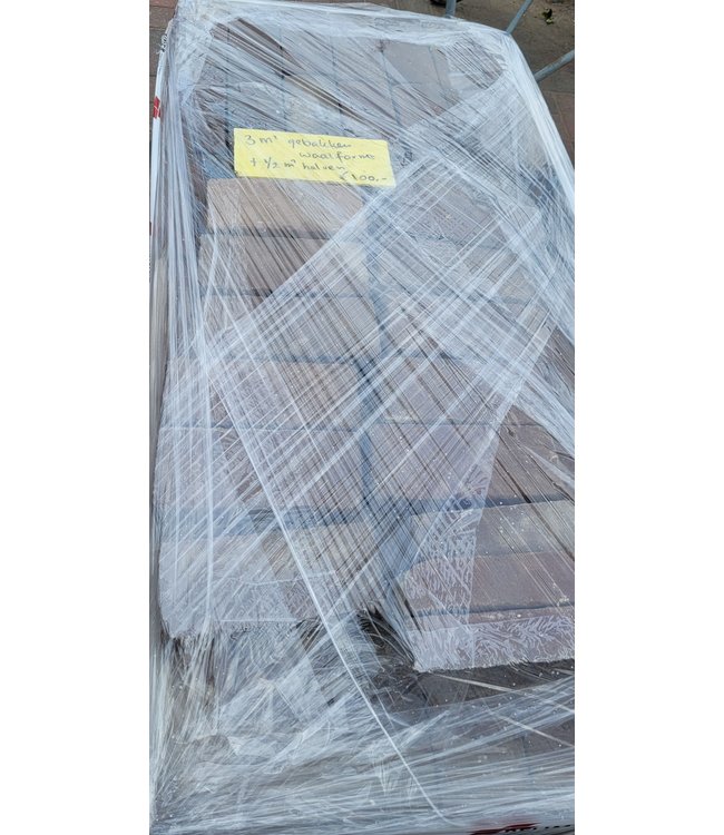 Partij 3m2 Gebakken wf plus 1/2m2 halven