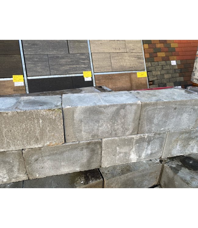 Partij 220 stuks Wallblock old grijs 30-15-15