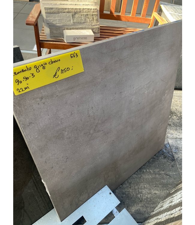 Partij E63 Cemento grigio chiaro 90x90x3 keramisch