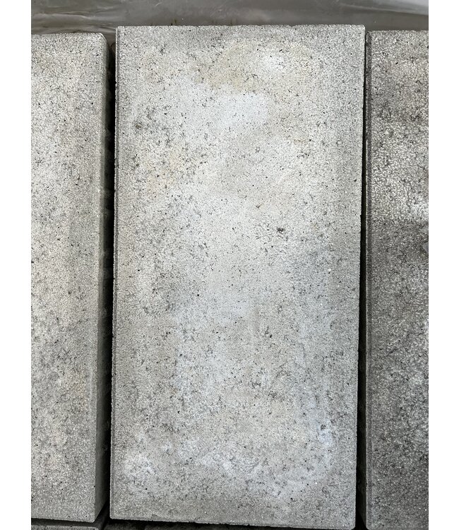 Partij 7.5 m²  Tegel Grijs 30 x 60 x 8