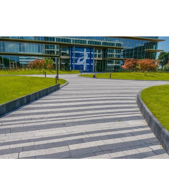 Restpartij Strackstone Banda Trapani 720 m²