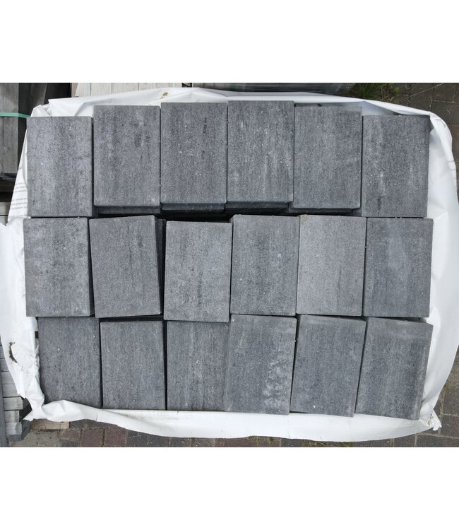 Partij 11,5 m² Marmo Nero 20x30x6 cm