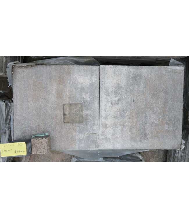 Partij 7,9 m² Betontegel Bruin 60x60x4 cm