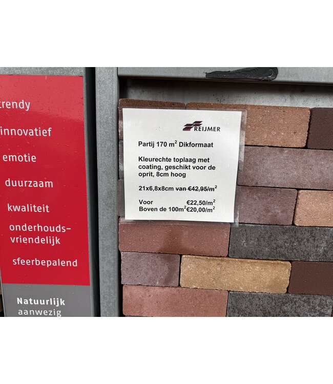 Dikformaat met kleurechte toplaag