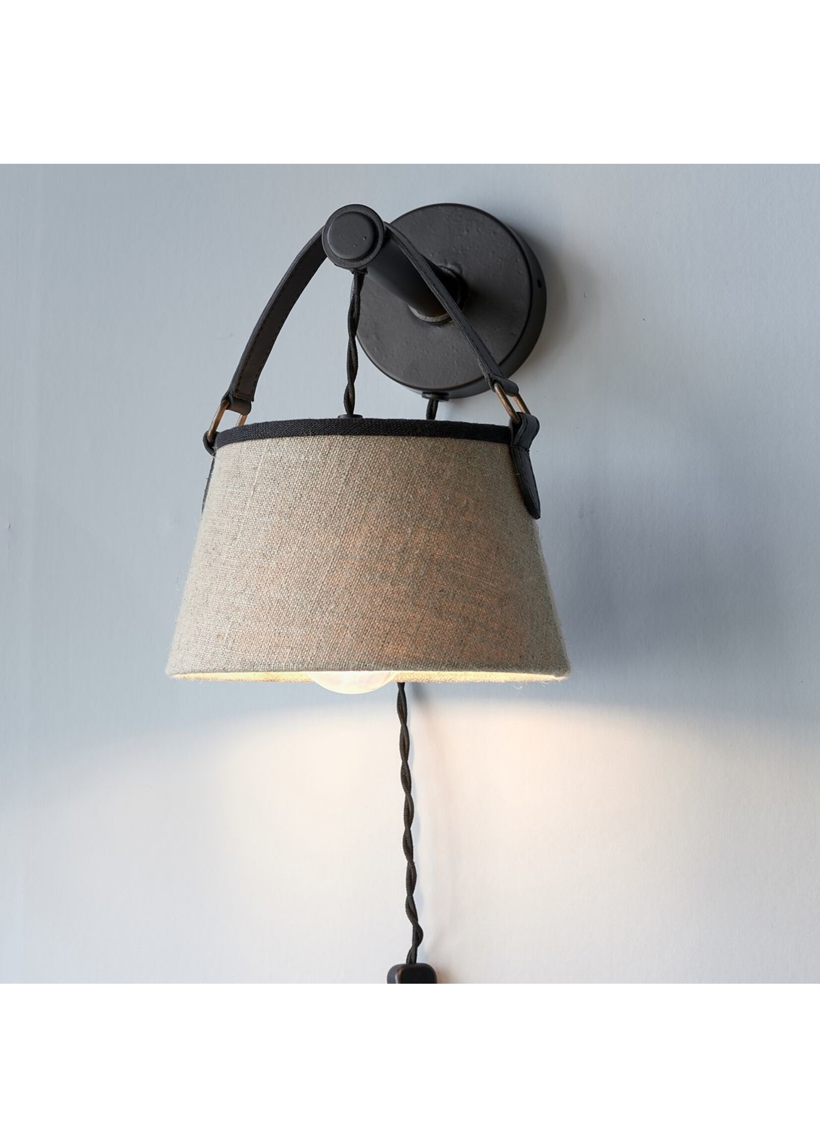 Riviera Maison Harbor Buckle Wall Lamp