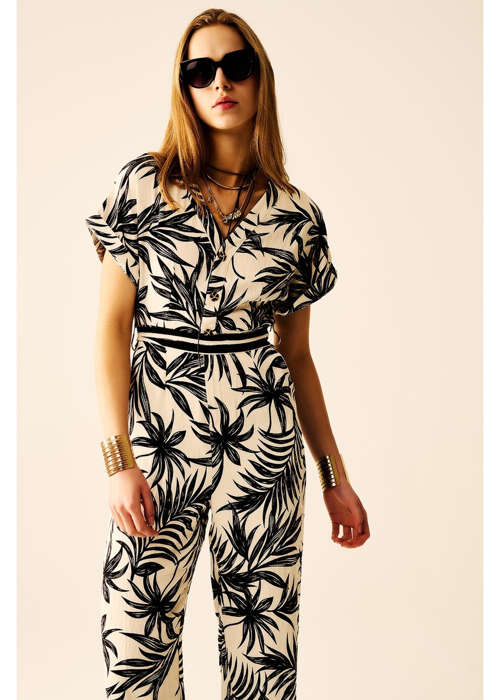 Q2 Tropisch motief jumpsuit met korte mouwen in zwart en wit Maat; M
