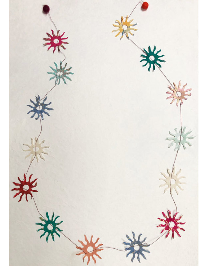 NE512 - Garland made of Lokta paper