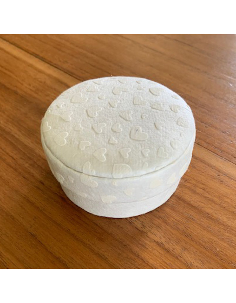 TH263 - Round box with hearts