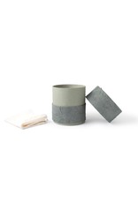. Öko-Urne mit Naturpapier überzogen