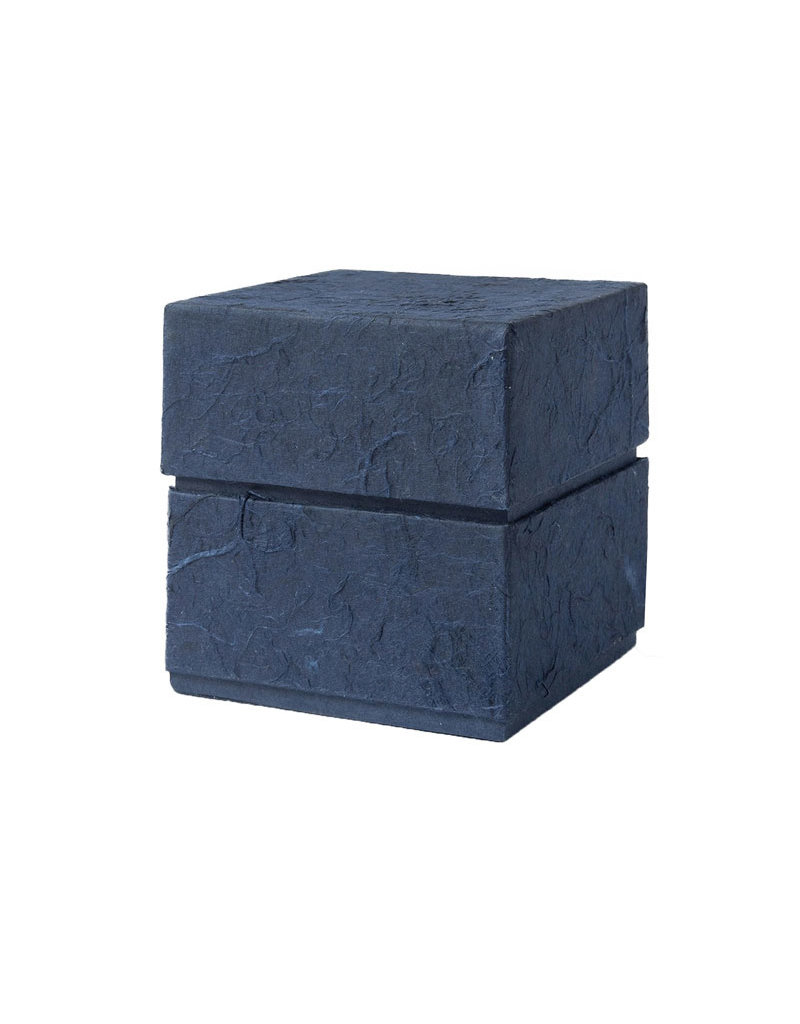 . Eco urn cube shape L