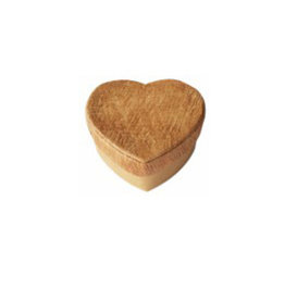 TH289 - Heart-shaped box with bark