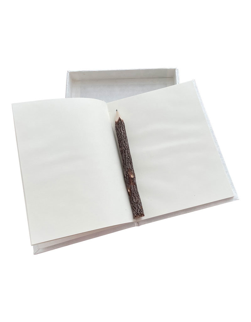 Notebook mulberrypaper, box and pencil