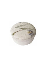 Round box with bougainvillea leaf