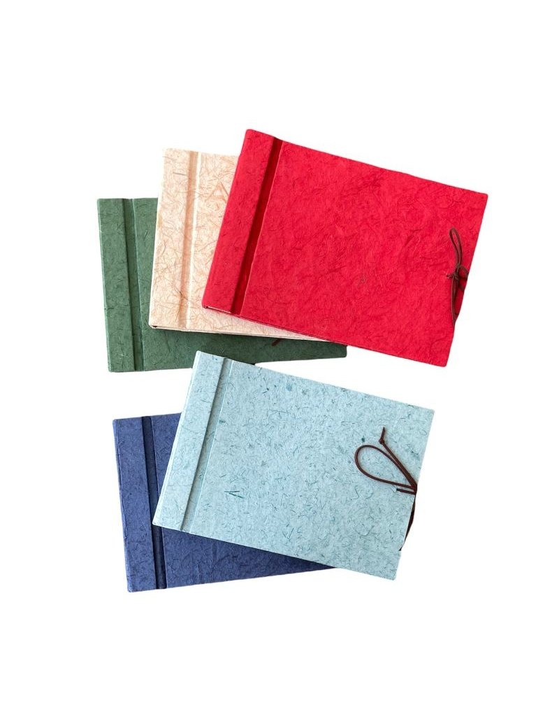 PN246 - Album avec couverture en cuir