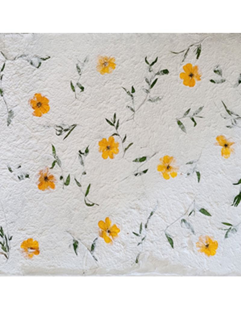 Mulberry papier met cosmos bloemen.
