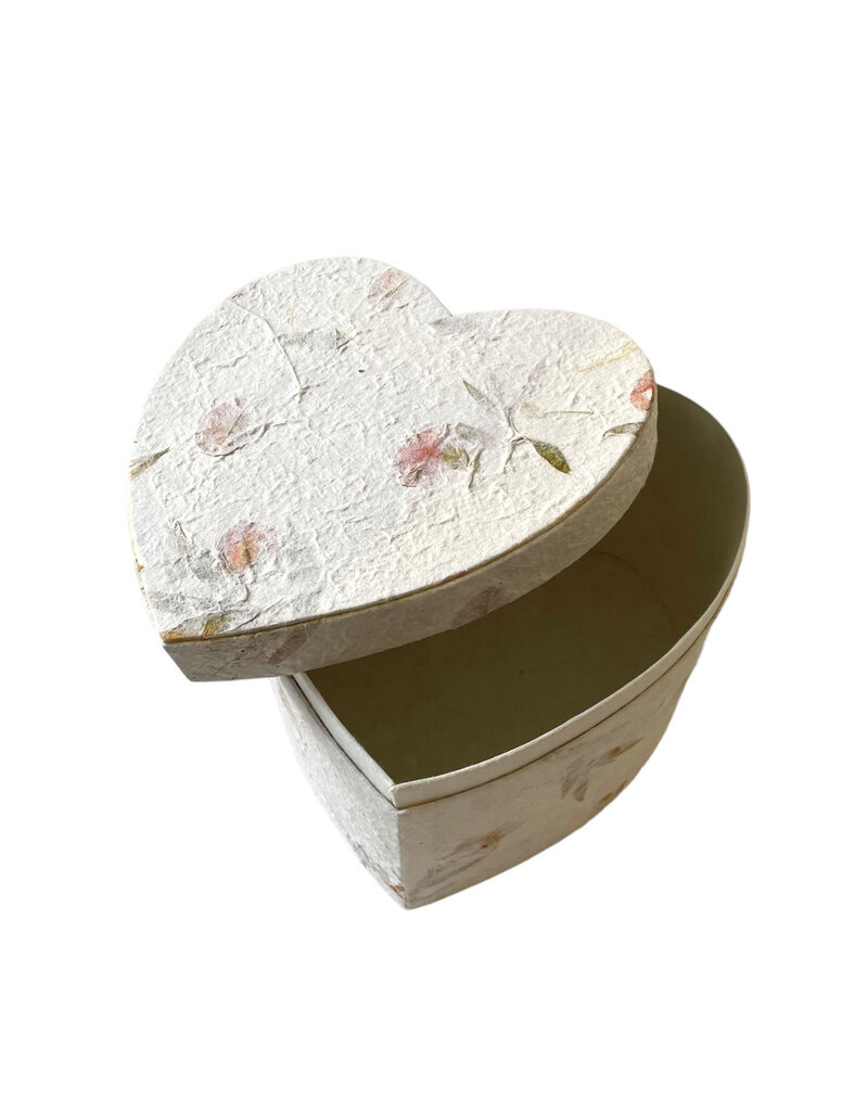 Heart shaped storage box