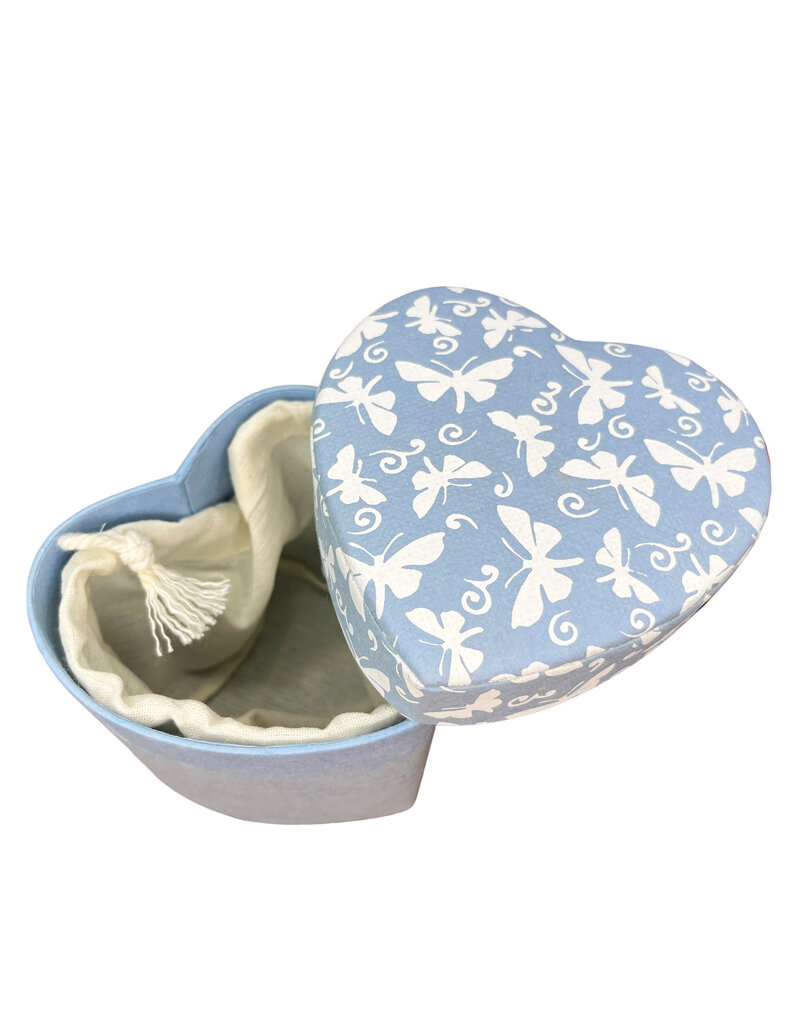 Urne avec dessin de papillon