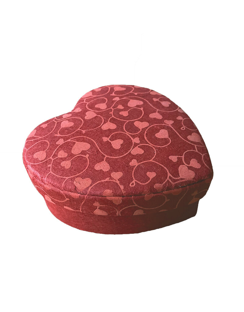 Heartshape box with hearts print