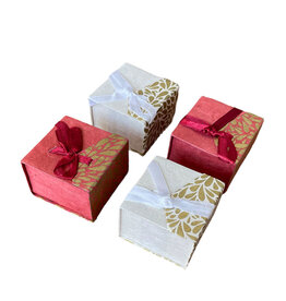 NE186  Set of 4 boxes  loktapaper