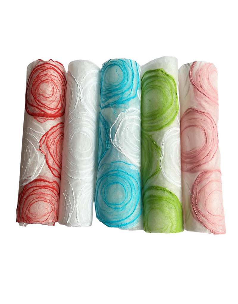 TH833 - Mulberry papier met handgemaakte rozen