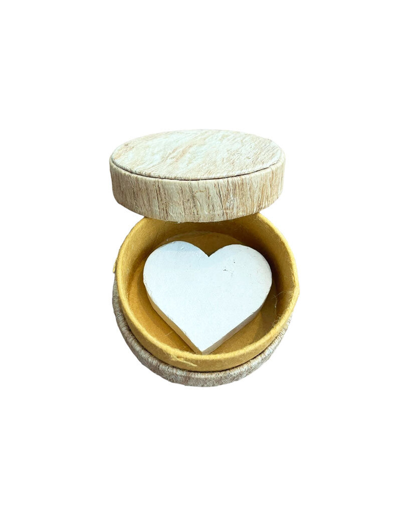 TH432 - Round box with bark