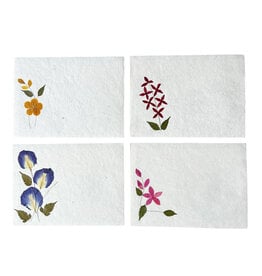 TH179 Ensemble de 4 enveloppes cadeaux avec des fleurs