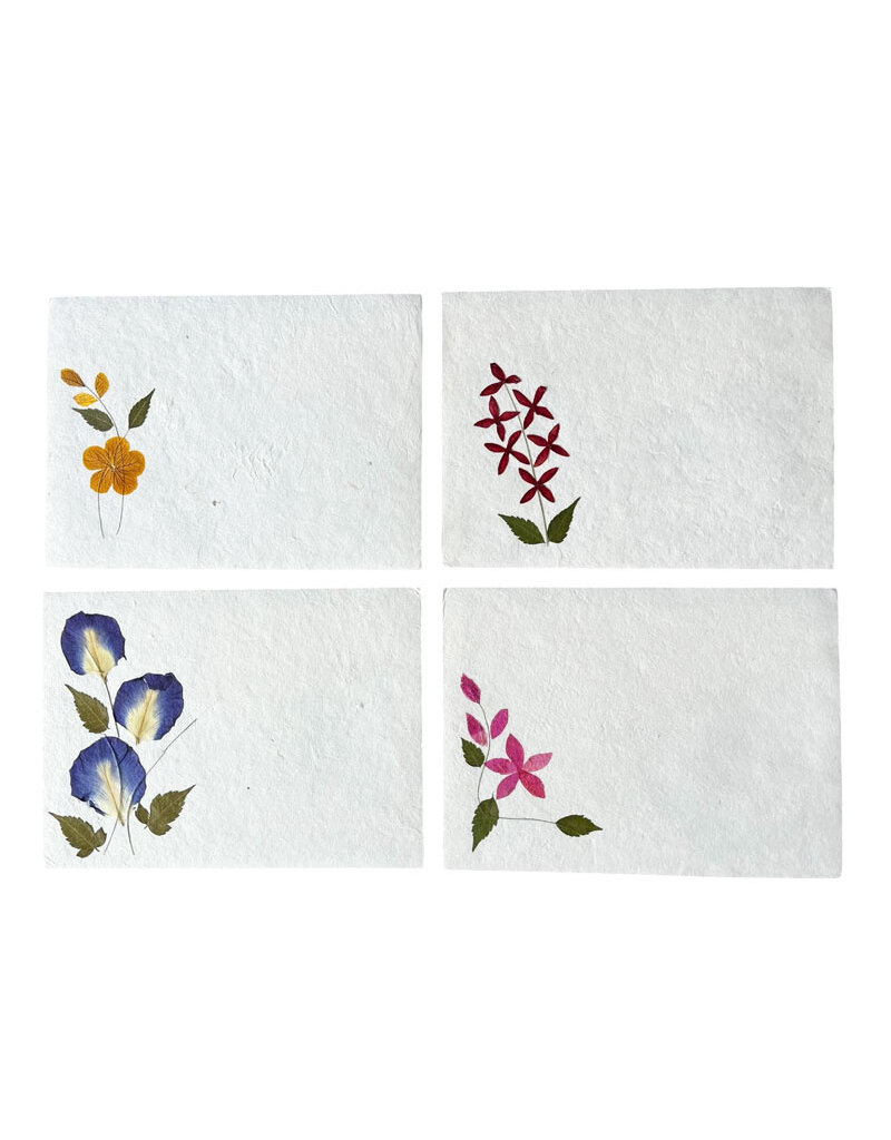 Set of 4  envelopes with flowers, 22x16 cm
