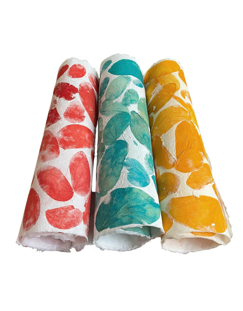 TH947 - Mulberrypapier met chong co bladeren