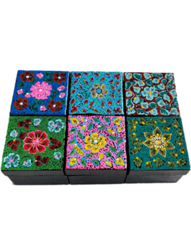 TH448 - Lacque doosje 5x5 cm