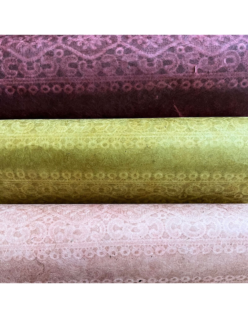 NE883 - Lokta paper with lace print